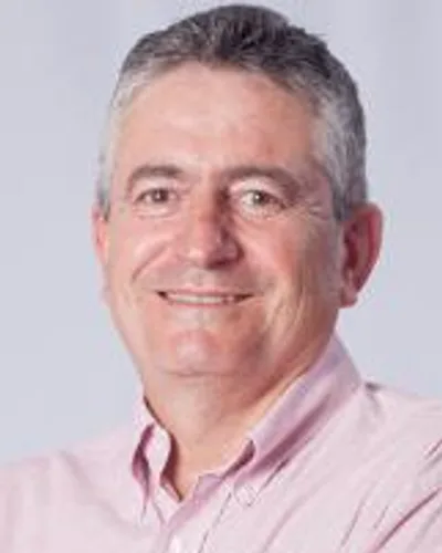 Foto de Dr Romualdo